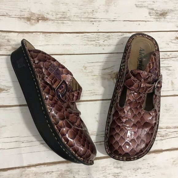 Alegria Brown Patent Leather Clog Mules Women’s Size EU39 US 8.5-9 ? - Picture 1 of 12